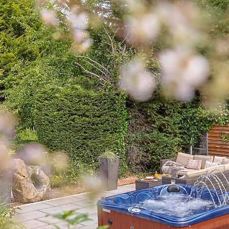 Bramblewood - Cosy Chic, Hot Tub, Close To Beach Stokeinteignhead Ngoại thất bức ảnh