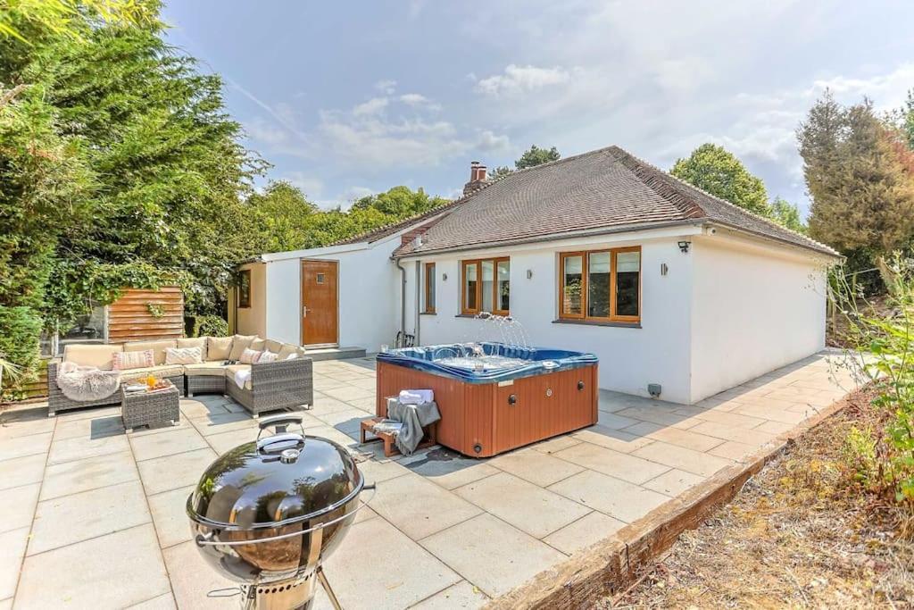 Bramblewood - Cosy Chic, Hot Tub, Close To Beach Stokeinteignhead Ngoại thất bức ảnh